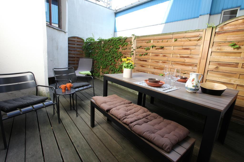 Appartement Hoheschule Courbette Wenen